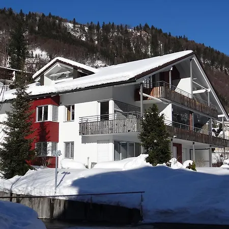 Blumenweg 10 Apartment *